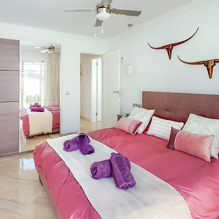 Villa Puerto Del Carmen Sleeps 6 Pool Air Con Wifi *